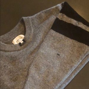 Current/Elliott distressed rugby gray/blk sweater